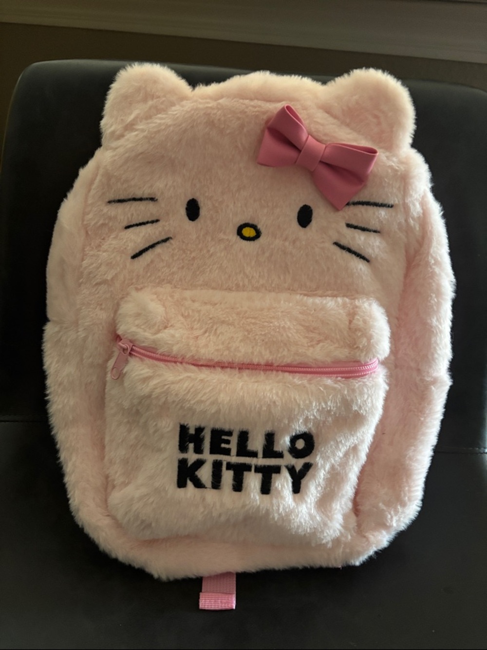 Hello Kitty Chic and practical plush backpack